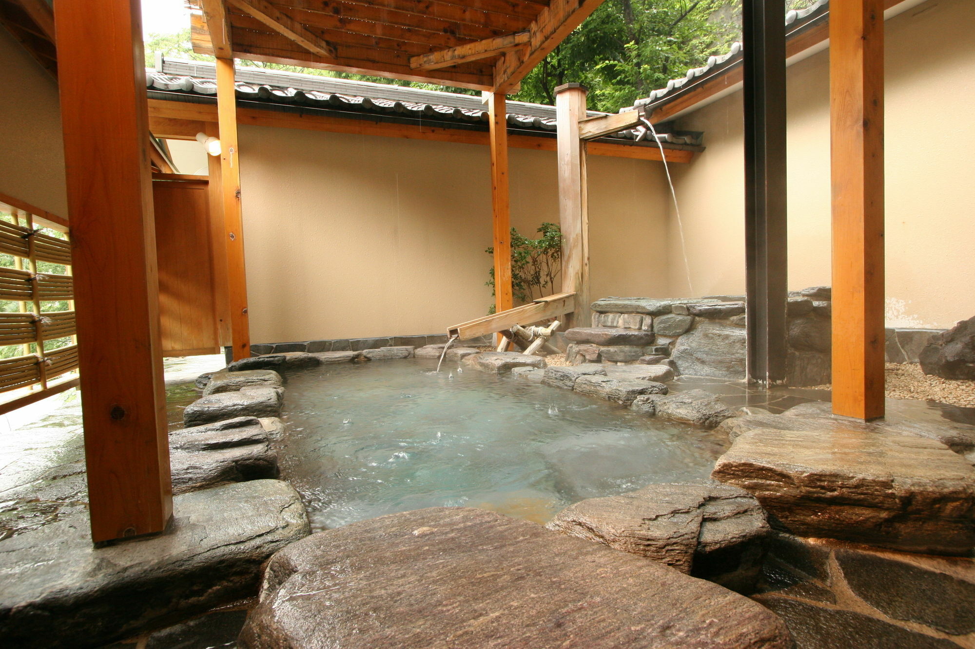 Zazan Minakami Hotel Exterior photo